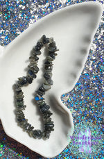 Load image into Gallery viewer, Wonderland Beautique - Labradorite Chip Bracelet