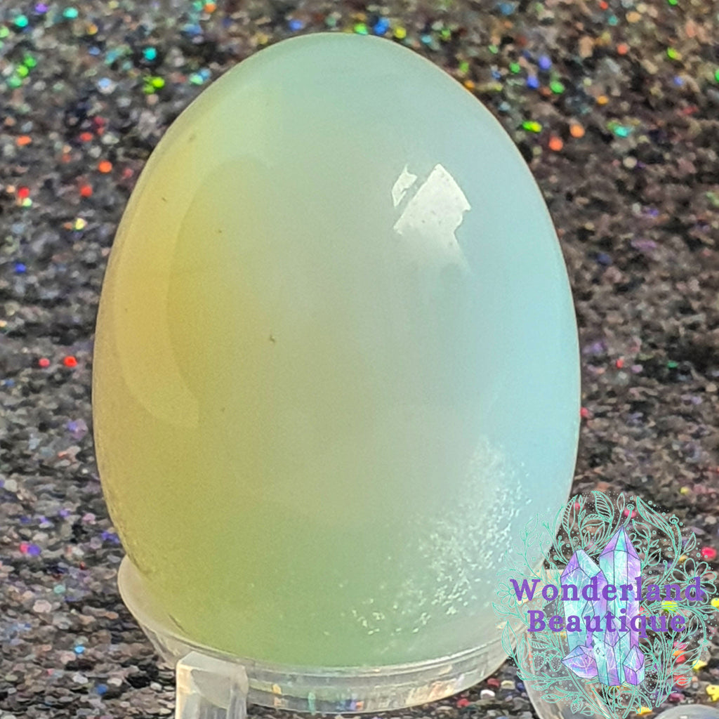 Wonderland Beautique - Opalite Egg