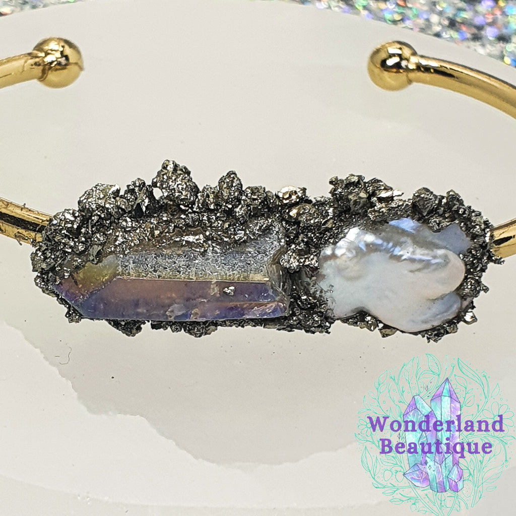 Wonderland Beautique - Pearl Quartz Cuff Bracelet