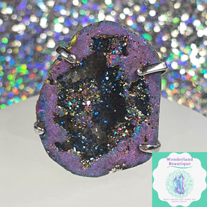 Wonderland Beautique - Rainbow Titanium Aura Druzy Geode Ring