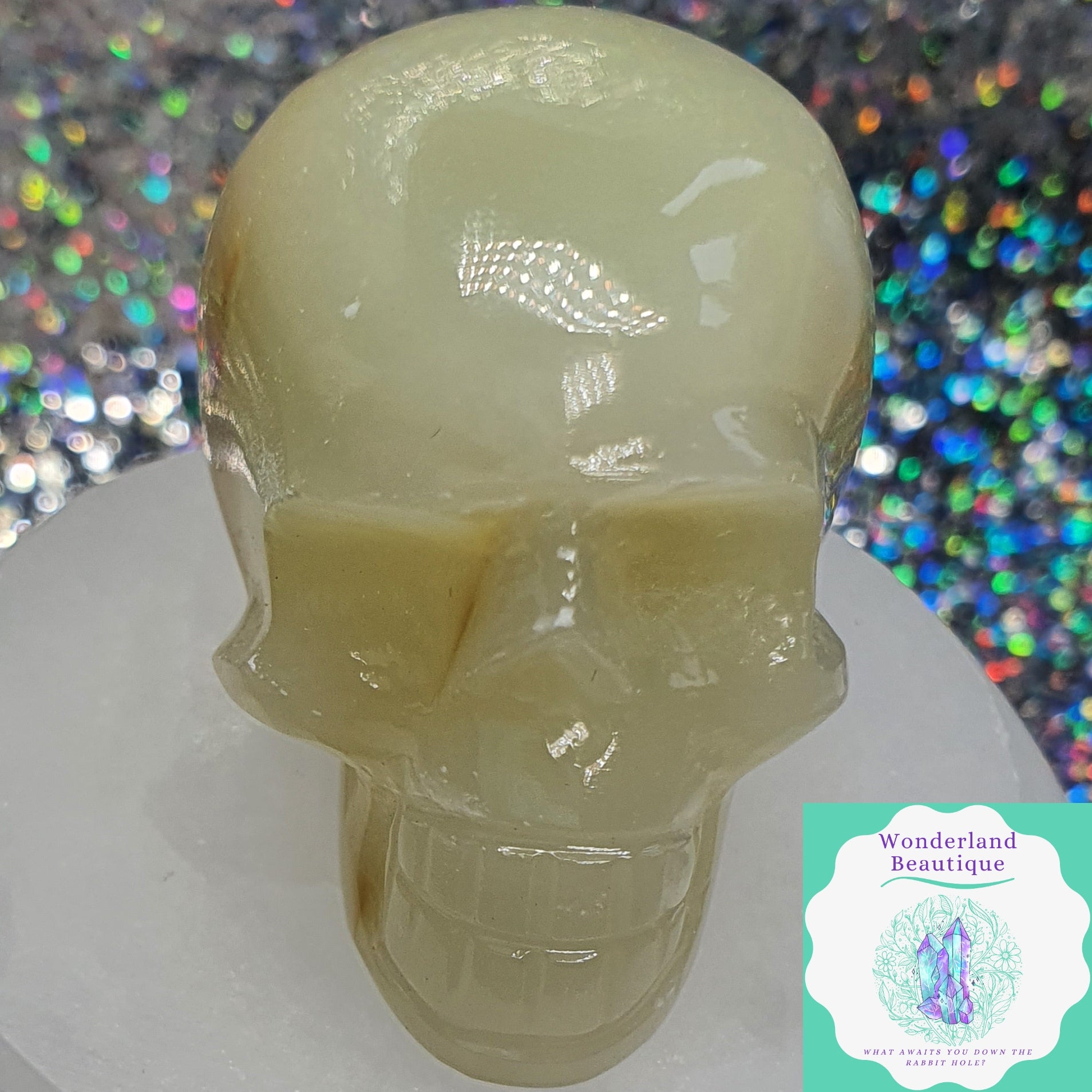 Wonderland Beautique - Green Calcite Skull
