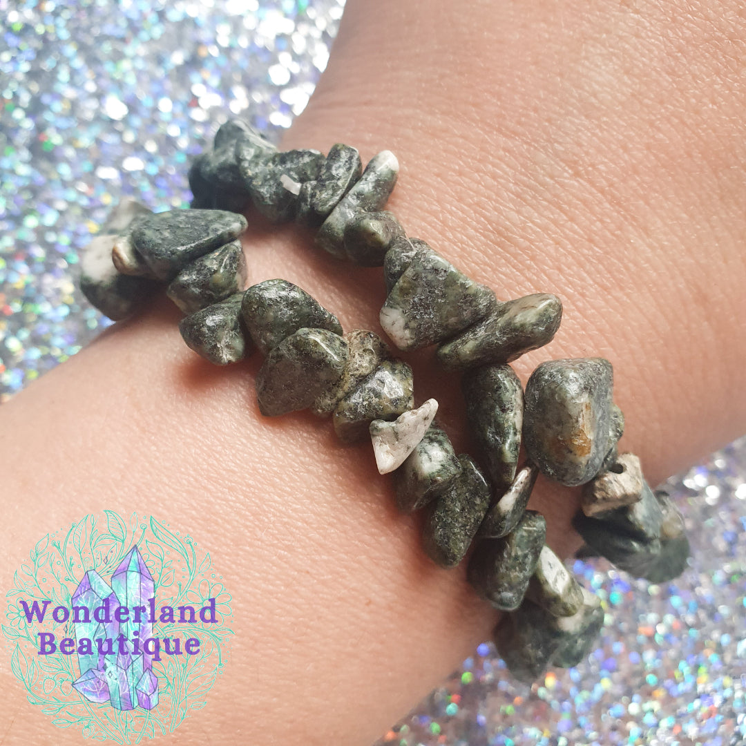 Wonderland Beautique - Preseli Bluestone Chip Bracelet