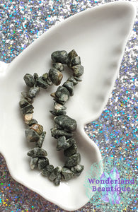 Wonderland Beautique - Preseli Bluestone Chip Bracelet