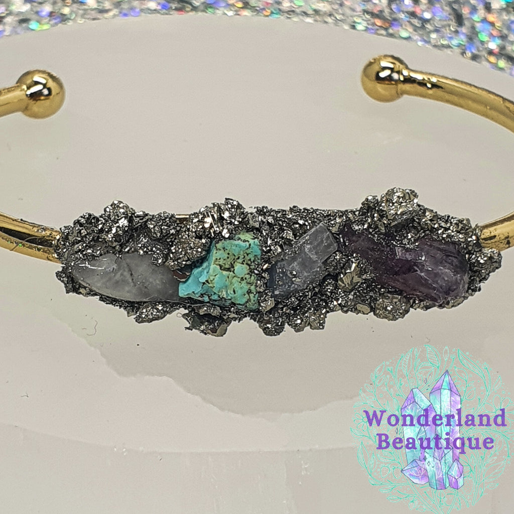Wonderland Beautique - Raw Quad Stone Cuff Bracelet