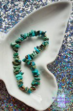 Load image into Gallery viewer, Crystal Chip Bracelets
